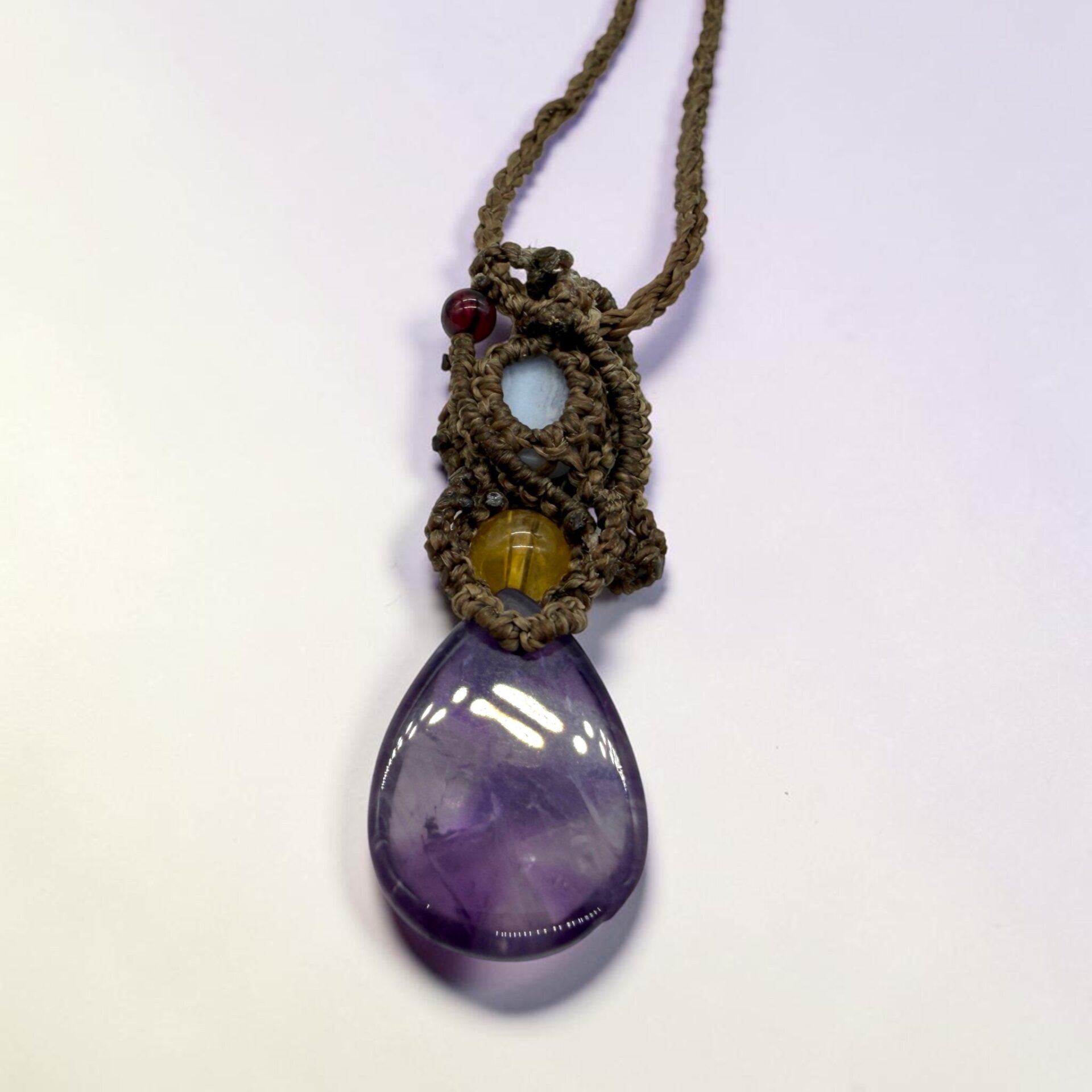 アメジスト ブルーレースアゲート シトリン ガーネット クローズアップ